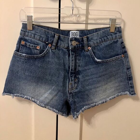 Urban Outfitters BDG mid-rise denim shorts with hand stitched detail 26 - Picture 1 of 6